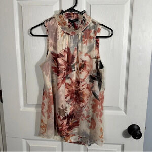 White House Black Market sleeveless dressy top, size SP, floral, flowy, feminine